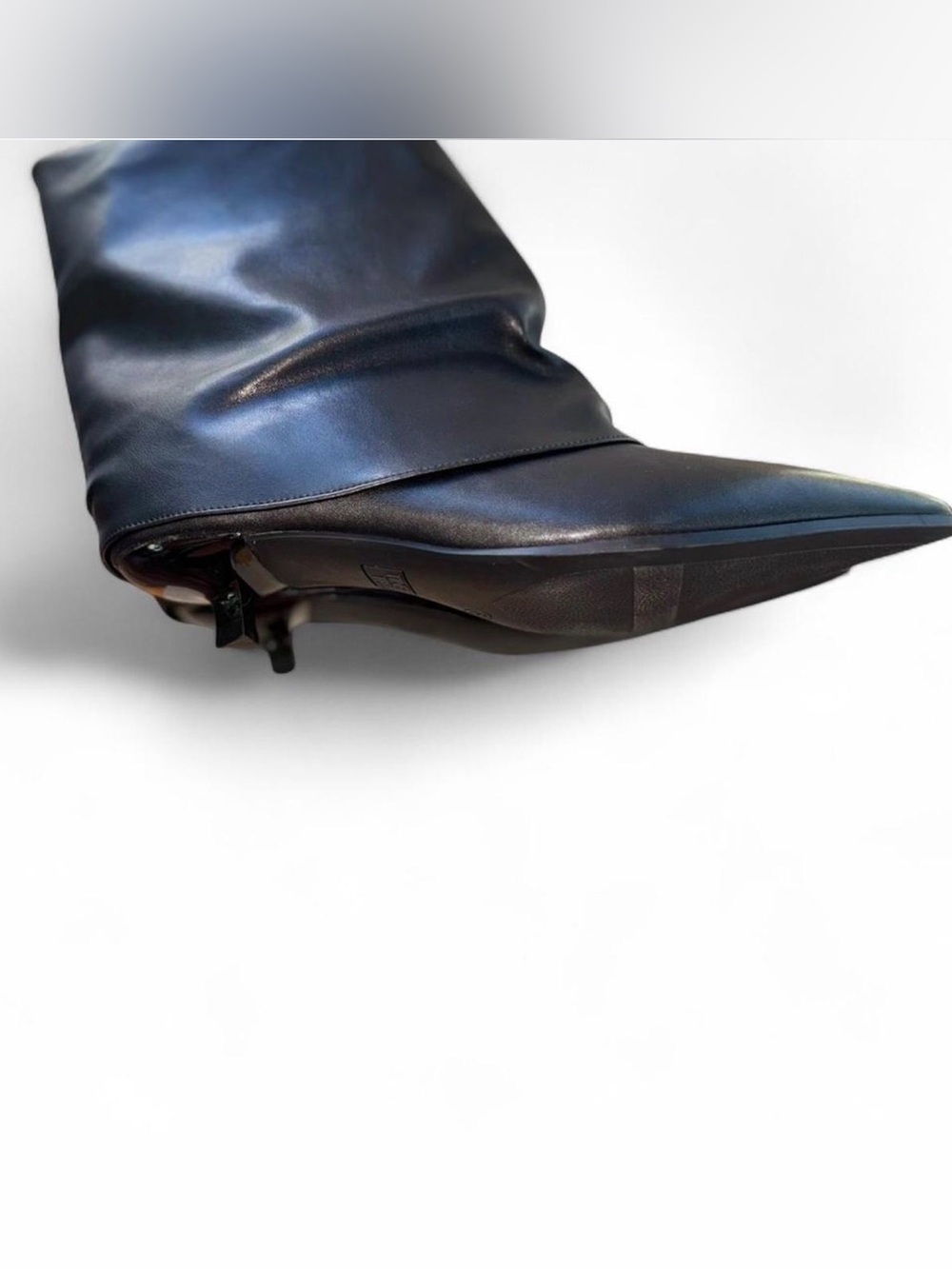 Time and Tru Black Fold Over Kitten Heel Ankle Booties Pointed Toe Size 8 - Picture 7 of 8
